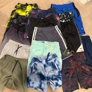 Bundle of boys shorts - size 6/7